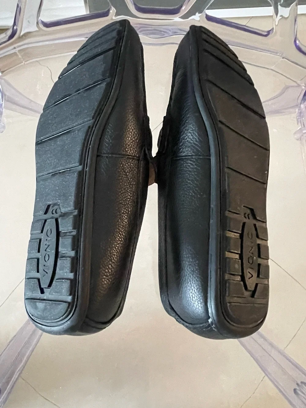 Vionic Mason Black Leather Bit Loafers US 10.5